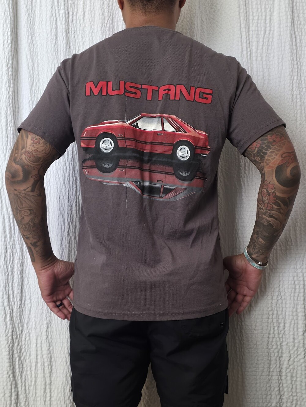Official Brand Ford Mustang Shirt Medium
